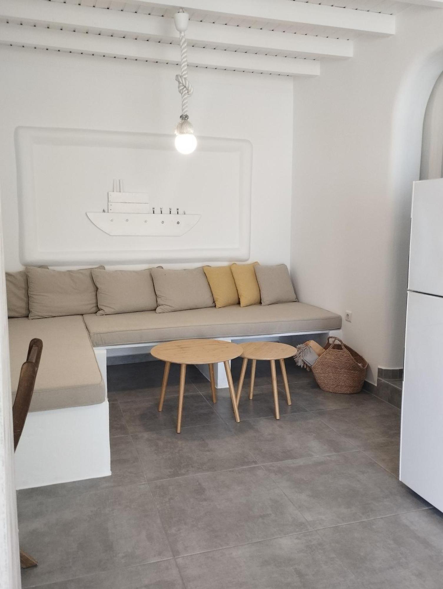 Agios Nikolaos Beach House Kímolos Esterno foto